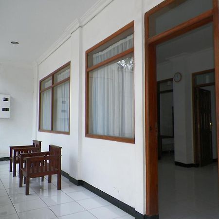 Aquarium Hotel Pangandaran Exteriér fotografie