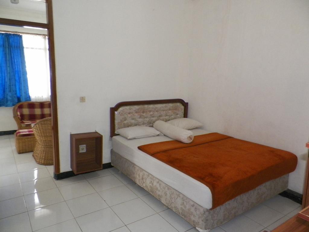 Aquarium Hotel Pangandaran Pokoj fotografie